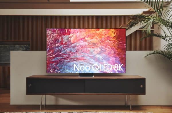 Samsung QN700B Neo QLED 8K 2022 Smart televizorius LifeStyle