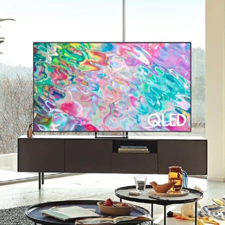 Samsung Q70B QLED 4K 2022 metų smart televizorius LifeStyle