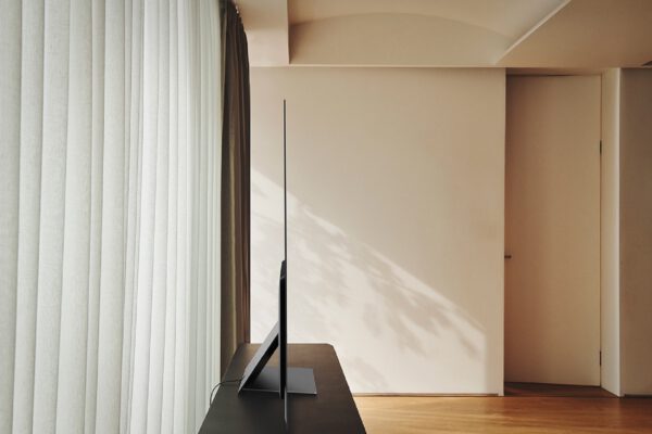 Samsung S95B OLED 4K 2022 metų Smart televizorius LifeStyle