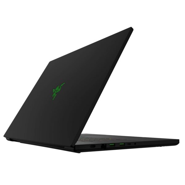 Razer Blade 18 (2023) našus nešiojamasis kompiuteris