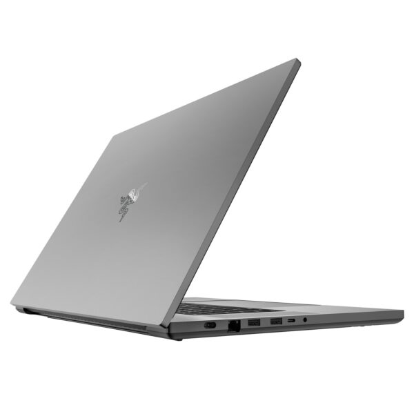 Razer Blade 18 Mercury Edition našus nešiojamasis kompiuteris